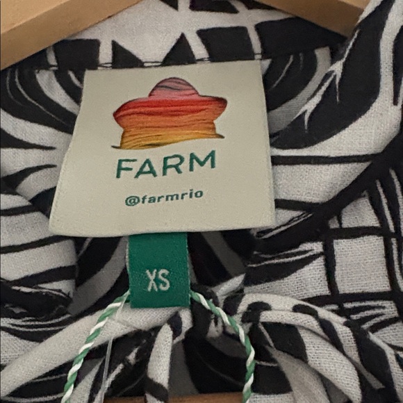 FARM RIO MONOCHROME LONG SLEEVE MINI DRESS- XS NWT - Picture 6 of 6